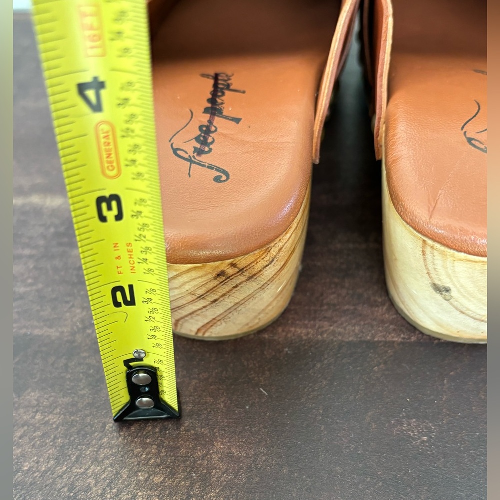Free People Chloe Leather Clogs - Picture 12 of 13